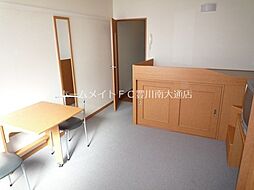 レオパレス八幡 2階1Kのリビング/ダイニング