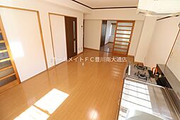 石黒本館ビル 4階2LDKのリビング/ダイニング