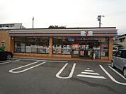 セブンイレブン豊川一宮旭店 262m
