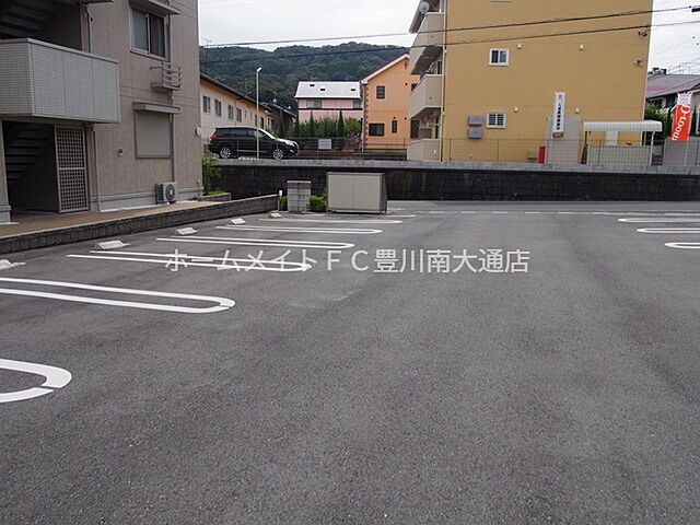 7 / 9