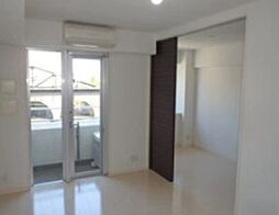 ダイナシティ三宿 4階1LDKのリビング/ダイニング