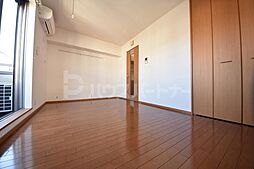 JR総武線 本八幡駅 徒歩8分の賃貸マンション 1階1Kのリビング/ダイニング