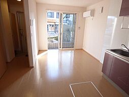 アップルハイツII 1階1LDKのリビング/ダイニング