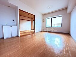 越谷南パークホームズ 5階4LDKのリビング/ダイニング