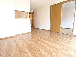 ケント・ハウスＡ 2階2LDKのリビング/ダイニング