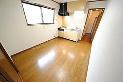 グランドハイム松江 2階1DKのリビング/ダイニング