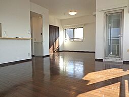 横浜公園通り弐番館 1401号室 14階3LDKのリビング/ダイニング