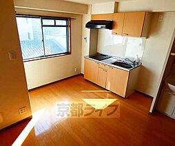 京都地下鉄東西線 京都市役所前駅 徒歩7分の賃貸マンション 4階1DKのリビング/ダイニング