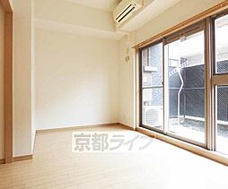 JR山陰本線 二条駅 徒歩5分の賃貸マンション 2階1Kのリビング/ダイニング