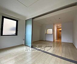 京都市営烏丸線 烏丸御池駅 徒歩7分の賃貸マンション 1階1LDKのリビング/ダイニング