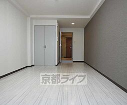 グランドールワタナベII 510 1階1Kのリビング/ダイニング