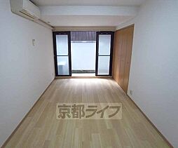 京阪本線 三条駅 徒歩7分の賃貸マンション 2階1LDKのリビング/ダイニング