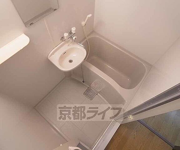 浴室