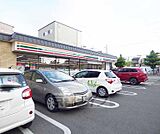 セブンイレブン　高辻葛野西通店まで212m