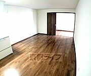 フローリングでとても綺麗なお部屋です