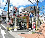 セブンイレブン長岡京セブン通り店まで300m タバコとお酒売ってます