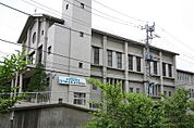 角笛幼稚園まで201m