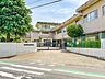 周辺：小学校 600m 松戸市立常盤平第三小学校