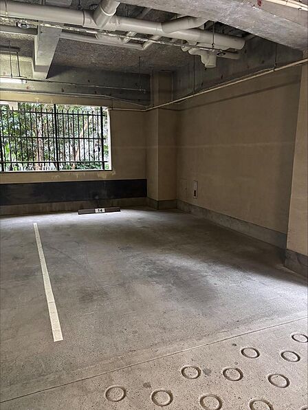 専用使用権付平置き駐車場