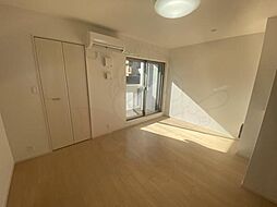 サンライズガーデン宝塚 1階ワンルームのリビング/ダイニング