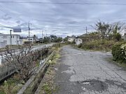 琵琶湖浜まで徒歩3分の場所です。土地54坪