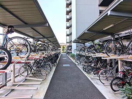 自転車用駐輪場。
