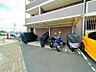 室内：バイク置き場
