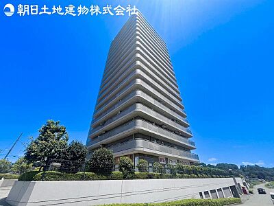 外観:洗練されたフォルムが印象的な落ち着いた佇まい 外観:洗練されたフォルムが印象的な落ち着いた佇まい