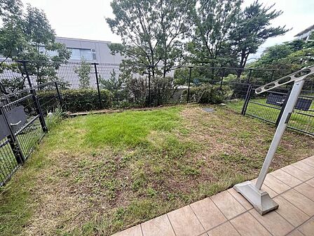 ペット飼育も可能〜お庭で楽しめます