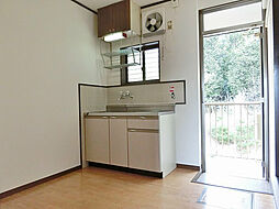 ツダハイツ 2階1Kのリビング/ダイニング