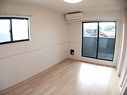 ベルプロムナード湖南　II 2階2LDKのリビング/ダイニング