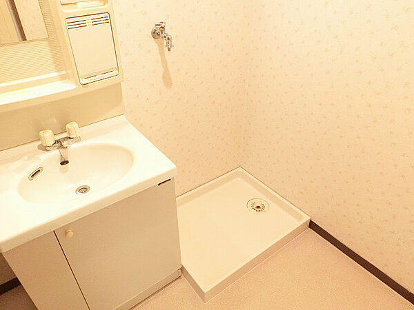 画像26:洗濯機は、洗面台のお隣に設置していただけます。