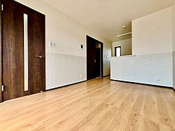 メゾン・リヴィエール 102 2階2LDKのリビング/ダイニング