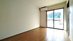 Pin tail  五岳 （パンテール ゴガク）　　　B 108 2階2LDKのリビング/ダイニング