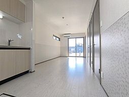 Albi e Mela（アルビ　エ　メラ）　B 105 2階3LDKのリビング/ダイニング