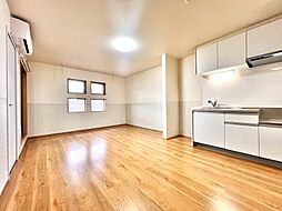 Ersa Garden　A 202 2階1LDKのリビング/ダイニング