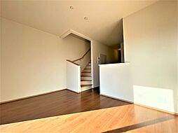 La　Poire（ラ・プワール）　C棟 106 2階2LDKのリビング/ダイニング