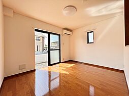 Grand　Fontaine　A 105 2階2LDKのリビング/ダイニング