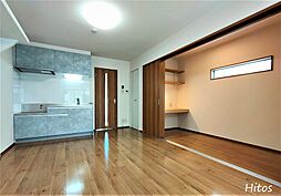 ヴィラ　サンパティーク（Villa Sympathique） 101 1階1LDKのリビング/ダイニング