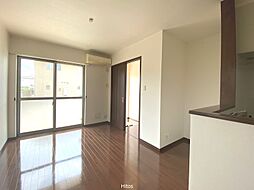 グラシア　A 101 2階2DKのリビング/ダイニング