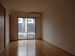 Little　Mermaid　B 105 2階2LDKのリビング/ダイニング