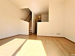 パインヒル中里　II 101 2階2LDKのリビング/ダイニング