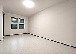 Aurora（アウローラ） 202 2階1LDKのリビング/ダイニング