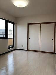 ラルジュールモア 301 2階2DKのリビング/ダイニング