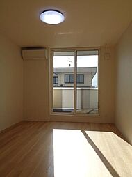 エミネンス小黒B 202 2階1Kのリビング/ダイニング