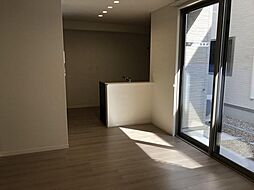 ルッソ野神 102 1階1LDKのリビング/ダイニング