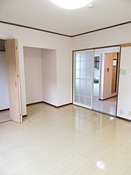 ロイヤルファミール　A 105 1階1Kの寝室