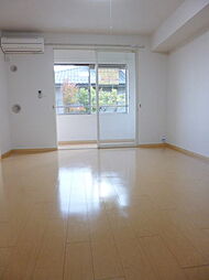 アルバ−ダ 103 1階ワンルームのリビング/ダイニング