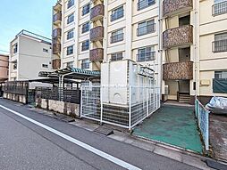 事前の注意点として、エレベーターのないマンションのため、お部屋まで階段でのアクセスが必要です。