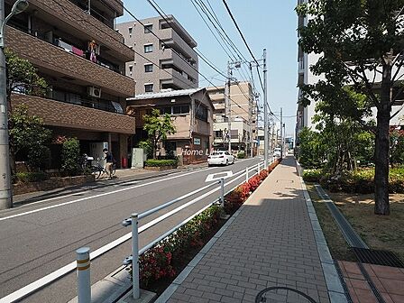 2026年7月に大規模修繕工事実施済みです。